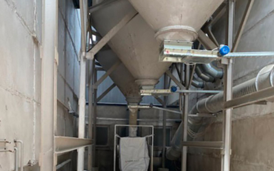 Protéger l’usine de production et les employés : mesure continue des poussières lors du remplissage du malt